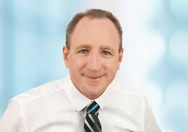 Film Alert 101: Another Government inquiry into the Australian Film  Industry....or... is Luke Howarth a grandchild of Senator Vincent?