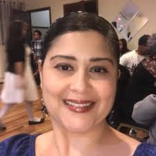 Amazon.com: The Doll Maker Precious Moments Dolls, Linda Rick, La  Quinceanera, 12 inch Doll : Toys & Games