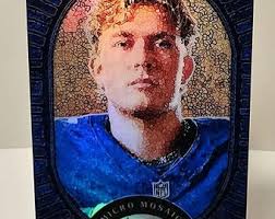 Reimpresión de la tarjeta de fútbol novedosa Prizm Stained Glass n.° 16 de  Joe Burrow 2020