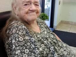 Doris Handy's Instagram, Twitter & Facebook