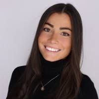 Brooke Waller's Instagram, Twitter & Facebook