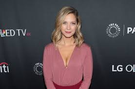 Blue bloods season 11 episode 6 (the new normal) full episodes let's visit: Blue Bloods Actress Vanessa Ray Teases Appearance Of Guest Star In Season 11 Episode 6