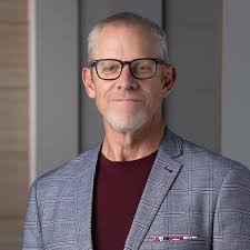 Make the Noise Go Away: The Power of an Effective Second-in-command: Linne,  Larry G.: 9781440170805: Amazon.com: Books