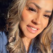 Genevieve Britt's Instagram, Twitter & Facebook