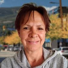 Natasha Kyle's Instagram, Twitter & Facebook