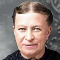 Priscilla Covington's Instagram, Twitter & Facebook