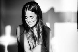 Of course the comparisons of gisela to the great fadista amalia have been consistently made since her 1st album release, and i wish i knew enough about the great fado singers of. Fado Nua Gisela Joao Band Festivalsommer 2017 Archiv Mittelrhein Musik Festival