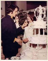 The (blended) thomas family, also known as the thomas nation, has 13 children (2 deceased) and 16 grandchildren from parents rusty and kendra thomas. Who Is Bj Thomas Wife Gloria A Look At Their 53 Year Love Story Amid Singer S Stage 4 Lung Cancer Diagnosis Meaww