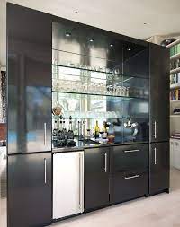 Modern dining rooms are increasingly being relegated to a small, designated corner of the kitchen or living area. Mary Anne Smiley Interiors Mary Anne Smiley Interiors Project For More Inspiration Visit Dining Room Decor Modern Modern Dining Room Cabinet Modern Dining