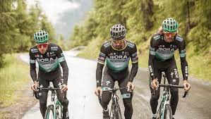 Peter sagan pipped home favourite alexander kristoff on the line in a photo finish to. Hohentraining Im Otztal Von Sagan Co Zur Vorbereitung Auf Tour De France Giro Und Vuelta Otztal Tourismus