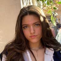 300+ profils pour “Elia”