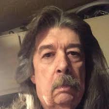 Dennie Waller's Instagram, Twitter & Facebook