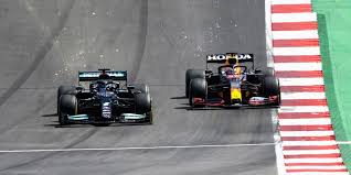 Max verstappen led from pole to flag to win the austrian f1 gp for red bull, to lead the championship by 32 points from lewis hamilton. Ich Idiot Darum Kam Max Verstappen An Lewis Hamilton Vorbei