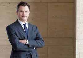 Portfolio manager, credit absolute return. Jonathan Horne Pimco