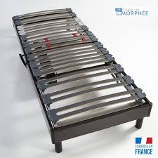 Le sommier 1 place eve matelas avec sa tête de lit rembourrée. Sommier 90x190 Electrique Pour La Relaxation