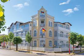 Binz is the largest seaside resort on the german island of rügen. Hotel Deutsche Flagge Binz Updated 2021 Prices