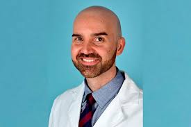 Penn doctor honored national 'Patient Care Hero' for treating uninsured  immigrants