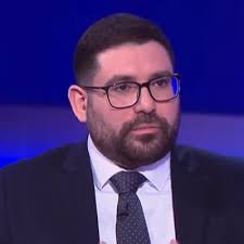 Sarah Leer (Morgan) (@sarahmorgan95)