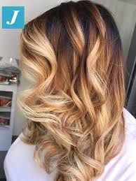Capelli neri, castani, rossi e biondi. Un Haircolour Esclusivo Degrade Joelle Cdj Degradejoelle Tagliopuntearia Degrade Ig Colpi Di Sole Capelli Biondi Capelli Colorati Capelli Lunghi Degrade