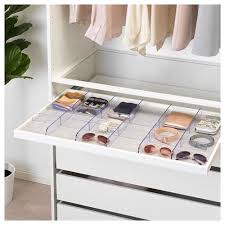 Geniş mutfak dolaplarınızdaki boşluklardan en verimli şekilde faydalanın! Komplement Surgulu Raf Ici Duzenleyici Seffaf 100x58 Cm Ikea Yatak Odalari Yatak Odasi Dolap Duzenleme Luks Gardirop Banyo Dekorasyonu