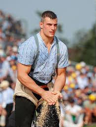 Jun 13, 2021 · seit max widmer 1958 hat nie mehr ein schwinger aus der nordwestschweiz die königskrone getragen. Schwingen Seite 2 Feldwaldwiesenblog