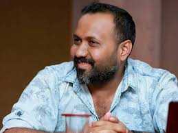 He made his directorial debut in 2016 with happy wedding. Omar Lulu Wiki Age Family Movies Hd Photos Biography And More Omar Hd Photos Biography