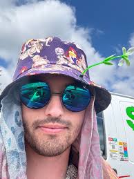 Meeting new people in Denver for music and outdoor activities