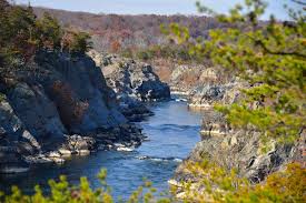 Hiking The Billy Goat Trail Near Washington, D.C.