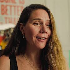 Linda Blacker's Instagram, Twitter & Facebook