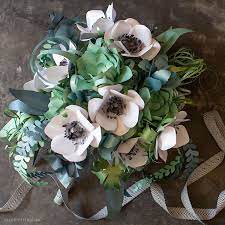 We did not find results for: Video Tutorial Arranging A Paper Anemone And Succulent Bridal Bouquet