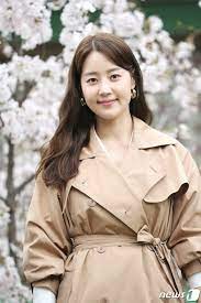 Nữ diễn viên han ji hye chia sẻ tin tức tuyệt vời này đến với mọi người trong ngày cuối cùng của năm 2020. The Eastern Beauty Of Han Ji Hye S Garden Of Eden Broke Her Pregnancy Announcement After 10 Years Of Marriage