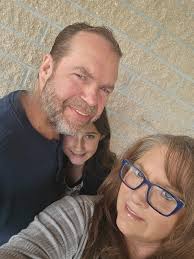 Love our small groups at Grace House🖌️🍞