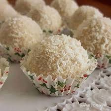 Esistono numerosi tartufi commestibili ma, per disponibilità e richiesta, la cucina italiana ne contempla essenzialmente 9. Biscotto Strudel Ripieno All Arancia Cucinare E Come Amare Dolci Tartufo Tartufo Dolci