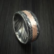 Kuro Damascus Steel Ring And 14k Rose Gold Wedding Band Hammered Genuine Craftsmanship Custom Made Damascus Steel Ring Mens Wedding Rings 14k Rose Gold Wedding Band