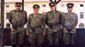 Černí baroni je komedie z roku 1992, spadající do žánrů komedie, válečný, adaptace knižní a retro. Cerni Baroni Terazky Prichazi Ceska Televize