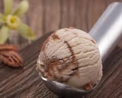 Creme Glacee Allegee Caramel Et Noix De Pecan Glace Au Caramel Recettes De Creme Glacee Recette Glace