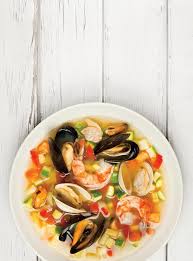 Minestrone D Ete Aux Fruits De Mer Ricardo Recipe Minestrone Recipes Seafood