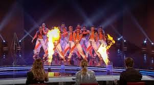 Finalistas, pase de oro y el tremendo susto de un concursante chiara, da republik y el magodelucass se convierten en los nuevos finalistas del concurso de talentos juegos. Noche De Cantantes Jo Dimata Y Claudia Castro Se Convierten En Las Nuevas Finalistas De Got Talent Chile Got Talent Chile Mega
