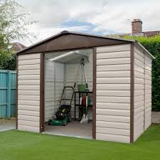 Techniquement, un toit monopente est plus simple à concevoir et à réaliser qu'un toit double pente, ce qui convient tout à fait pour un petit abri de jardin en tôle. Abri Jardin Metal 4 80m Kit Ancrage Cielterre Commerce