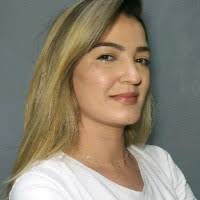 30+ perfis com “Bruna Condé”