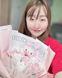 𝐻𝑎𝑝𝑝𝑦 𝑉𝑎𝑙𝑒𝑛𝑡𝑖𝑛𝑒'𝑠 𝐷𝑎𝑦 ✨🫧💕 第五個情人節多了一個小寶貝👶🏻 我也有fafa 💐  這個花花可以收到明年2026了~