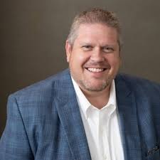 E11 How to Communicate with Executives featuring Rob Milstead