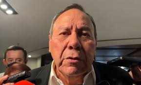 Manotazo de Zambrano, ¿dónde anda Nora Arias?