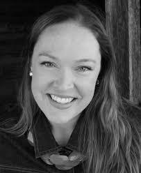 Lori Pollack's Instagram, Twitter & Facebook