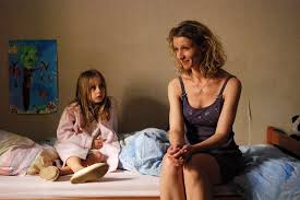 Avec l'aide de sa fantasque tante.★ abonne toi maintenant. Alexandra Lamy