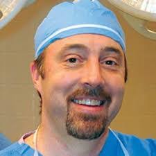 Robert Wojahn's Instagram, Twitter & Facebook