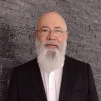 80+ perfiles de «Sander»