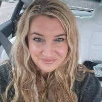 Sarah Wheaton's Instagram, Twitter & Facebook