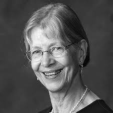 Pauline Groves's Instagram, Twitter & Facebook