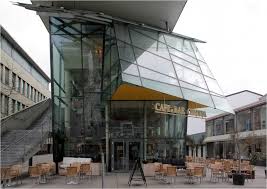 By archyw may 31, 2021. Das Behnisch Haus In Krefeld Schrage Glasfassaden An Der Neuen Linner Strasse Architektur Startbilder De